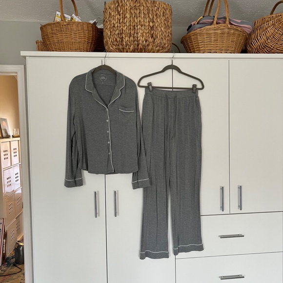 Cozy Earth Women's Bamboo Stretch-Knit Long Sleeve Pajama Set Large Grey - Picture 5 of 10